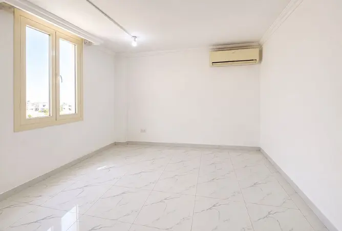 60111605 - Property Image 2