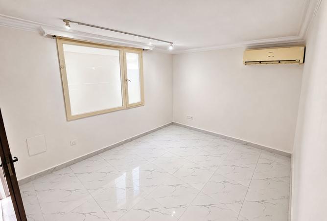 60111605 - Property Image 3