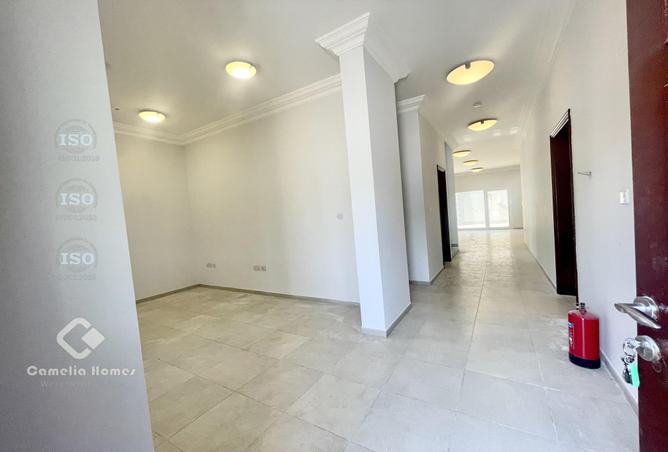 54101668 - Property Image 2