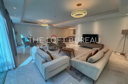 فيلا - 6 غرف نوم - 7 حمامات للايجار في حدائق جاردينو - فيلات جاردينو - جزيرة اللؤلؤة - الدوحة