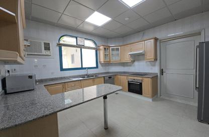 Compound - 3 Bedrooms - 3 Bathrooms for rent in OqbaBin Nafie Steet - Old Airport Road - Doha