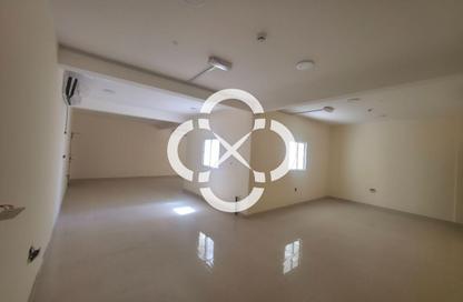 Labor Camp - Studio - 7+ for rent in Umm Salal Mahammad - Umm Salal City - Doha