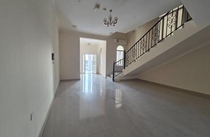 Compound - 5 Bedrooms - 6 Bathrooms for rent in Al Hanaa Street - Al Gharrafa - Doha