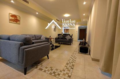 Apartment - 2 Bedrooms - 3 Bathrooms for rent in Porto Arabia - The Pearl Island - Doha