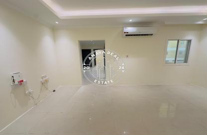 Apartment - 3 Bedrooms - 2 Bathrooms for rent in Najma Street - Najma - Doha Apartment - 3 Bedrooms - 2 Bathrooms for rent in Najma Street - Najma - Doha