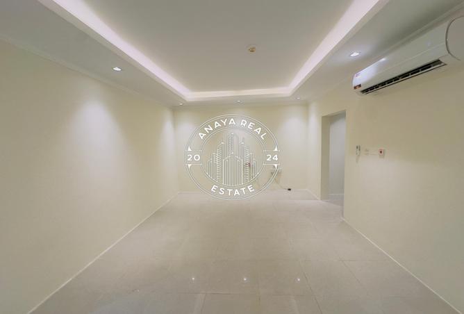 57033811 - Property Main Image
