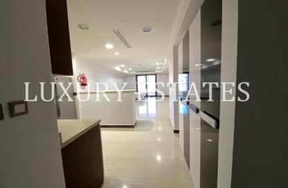 Apartment - Studio - 1 for sale in Porto Arabia - The Pearl Island - Doha