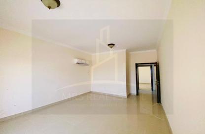Apartment - 2 Bedrooms - 2 Bathrooms for rent in Old Airport Residential Apartments - Old Airport Road - Doha