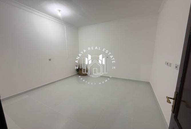 1022377 - Property Image 2