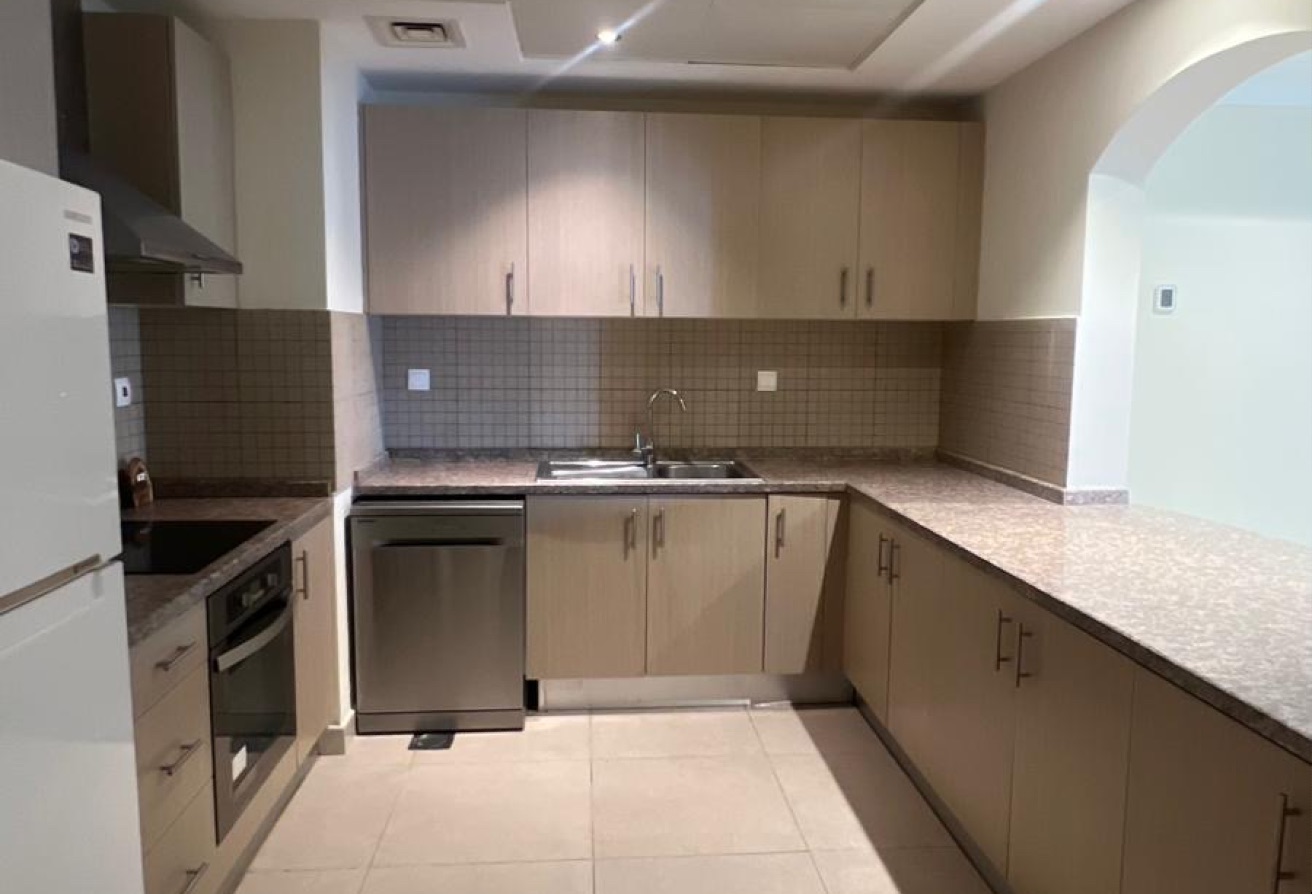 1BHK Fully Furnished| Marina and Sea View thumbnail 3