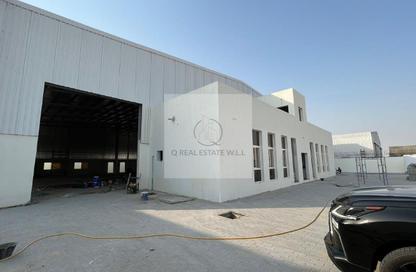 Warehouse - Studio - 1 Bathroom for rent in East Industrial Street - Birkat Al Awamer - Al Wakra
