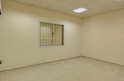 Apartment - 2 Bedrooms - 2 Bathrooms for rent in Muaither Area - Al Rayyan - Doha