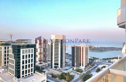 Apartment - 2 Bedrooms - 3 Bathrooms for sale in Marina Tower 23 - Marina District - Lusail
