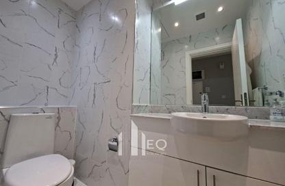 Apartment - 1 Bedroom - 2 Bathrooms for rent in Carnaval - Qanat Quartier - The Pearl Island - Doha