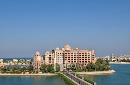 Apartment - 1 Bedroom - 2 Bathrooms for rent in Carnaval - Qanat Quartier - The Pearl Island - Doha