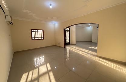 Villa - 6 - 7 for rent in Al Thumama - Al Thumama - Doha Villa - 6 - 7 for rent in Al Thumama - Al Thumama - Doha