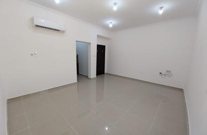 Apartment - Studio - 1 Bathroom for rent in Al Nuaija Street - Al Hilal West - Al Hilal - Doha