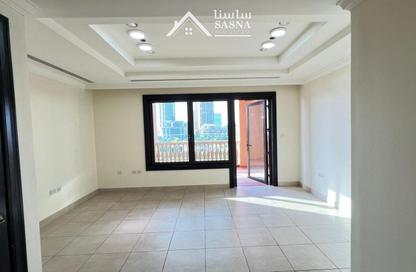 Apartment - 1 Bedroom - 2 Bathrooms for sale in Porto Arabia - The Pearl Island - Doha Apartment - 1 Bedroom - 2 Bathrooms for sale in Porto Arabia - The Pearl Island - Doha