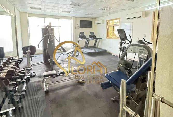 54296338 - صورة العقار 2