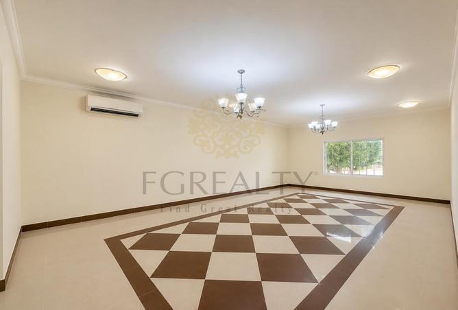 61004465 - Property Main Image