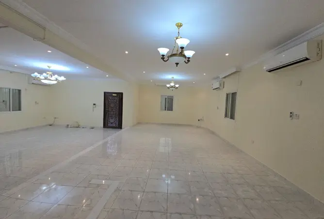 64033890 - Property Image 3