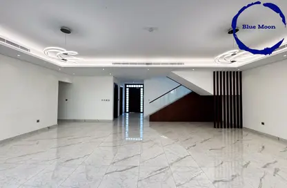 Villa - 5 Bedrooms - 5 Bathrooms for rent in Giardino Gardens - Giardino Villas - The Pearl Island - Doha