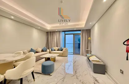 Apartment - 1 Bedroom - 2 Bathrooms for sale in Marina Tower 23 - Marina District - Lusail