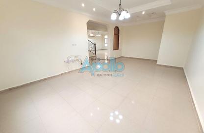 Villa - 4 Bedrooms - 4 Bathrooms for rent in Al Dana st - Muraikh - AlMuraikh - Doha