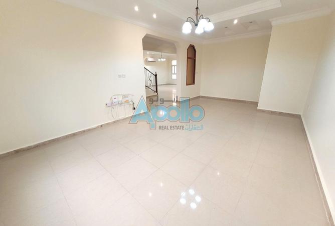 60389753 - Property Image 3