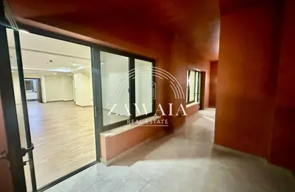 Apartment - 1 Bedroom - 2 Bathrooms for rent in East Porto Drive - Porto Arabia - The Pearl Island - Doha