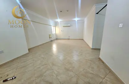 شقة - 2 غرف نوم - 2 حمامات للايجار في شارع نجمه - نجمة - الدوحة