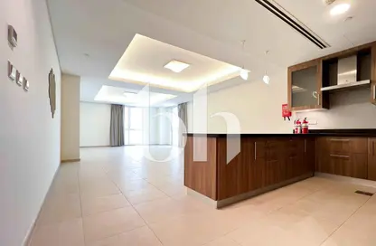 Apartment - 1 Bedroom - 2 Bathrooms for rent in Viva West - Viva Bahriyah - The Pearl Island - Doha