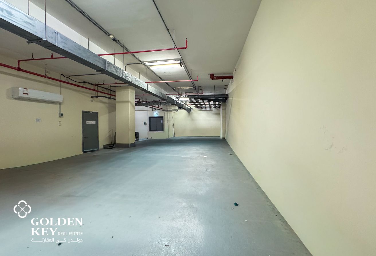 Available Warehouse with AC for Rent | West Bay
