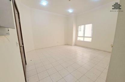 Apartment - 3 - 3 for rent in Muntazah 35 - Al Muntazah - Doha