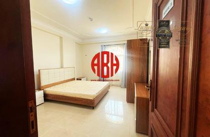Apartment - 2 Bedrooms - 3 Bathrooms for rent in Al Zubair Bakkar Street - Al Sadd - Doha