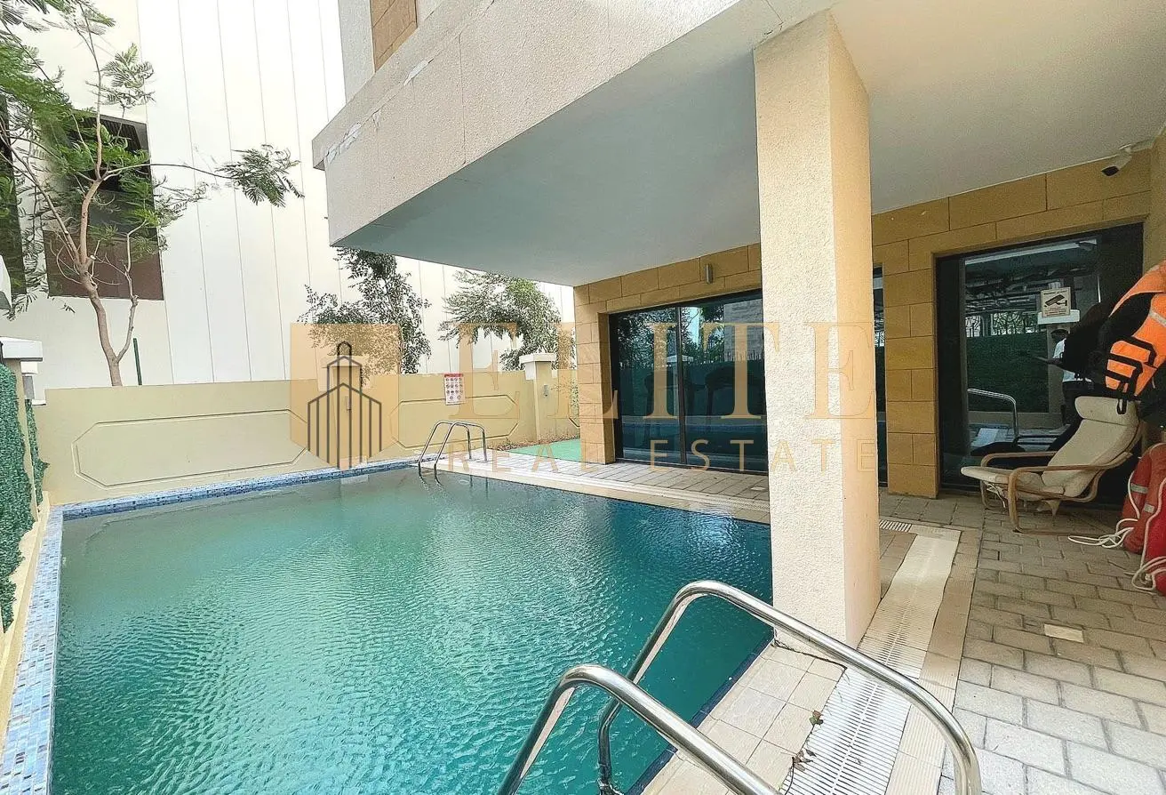 62239982 - Property Main Image