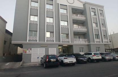 Apartment - 3 Bedrooms - 2 Bathrooms for rent in Fereej Bin Omran - Doha