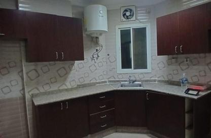Apartment - 3 Bedrooms - 2 Bathrooms for rent in Fereej Bin Omran - Doha