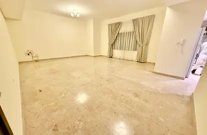 Apartment - 2 Bedrooms - 2 Bathrooms for rent in Al Mansoura - Al Mansoura - Doha