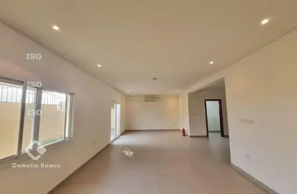 Compound - 3 Bedrooms - 3 Bathrooms for rent in Al Gharrafa - Al Gharrafa - Doha