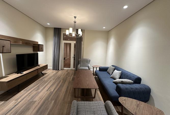 1003158 - Property Image 2