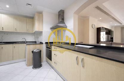 Apartment - 1 Bedroom - 2 Bathrooms for rent in Tower 13 - Porto Arabia - The Pearl Island - Doha