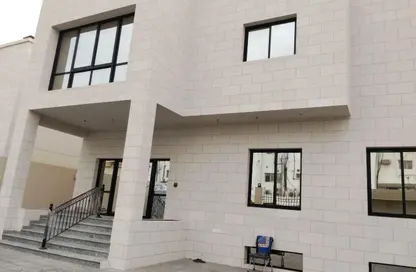 فيلا - 8 غرف نوم - 8 حمامات للايجار في المعمورة 18 - المعمورة - الدوحة