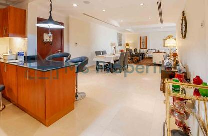Apartment - 2 Bedrooms - 3 Bathrooms for rent in West Porto Drive - Porto Arabia - The Pearl Island - Doha