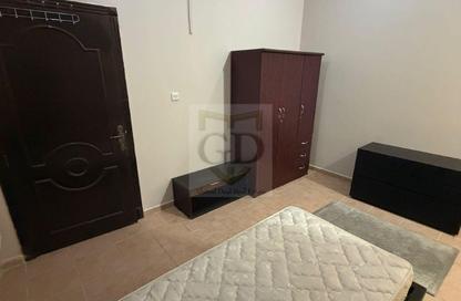 Apartment - Studio - 1 Bathroom for rent in Al Maamoura - Al Maamoura - Doha