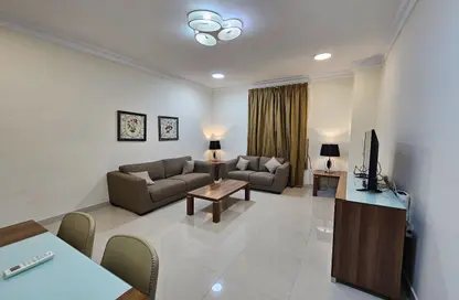 Apartment - 2 Bedrooms - 2 Bathrooms for rent in Umm Ghuwailina 4 - Umm Ghuwailina - Doha Apartment - 2 Bedrooms - 2 Bathrooms for rent in Umm Ghuwailina 4 - Umm Ghuwailina - Doha