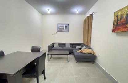 Apartment - 2 Bedrooms - 2 Bathrooms for rent in Muntazah 70 - Al Muntazah - Doha