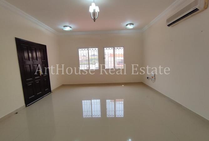 1015403 - Property Image 2