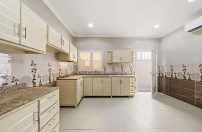Villa - 6 - 4 for rent in Umm Salal Ali - Umm Salal Ali - Doha