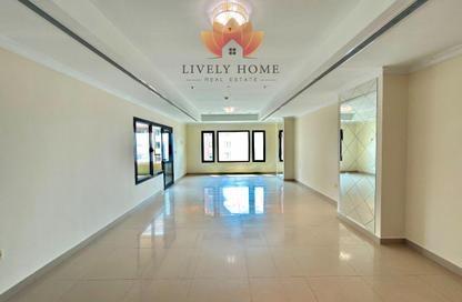 Apartment - 1 - 2 for rent in East Porto Drive - Porto Arabia - The Pearl Island - Doha Apartment - 1 - 2 for rent in East Porto Drive - Porto Arabia - The Pearl Island - Doha